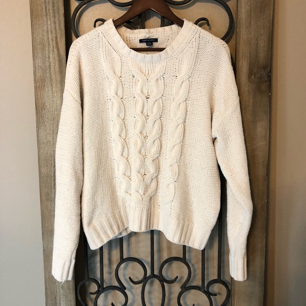 American Eagle sweater